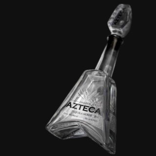 Azteca guitarra 800ml Tequila Guitarra 800 ml en Quito Norte